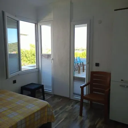 Villa Ildirda Deniz Manzarali *