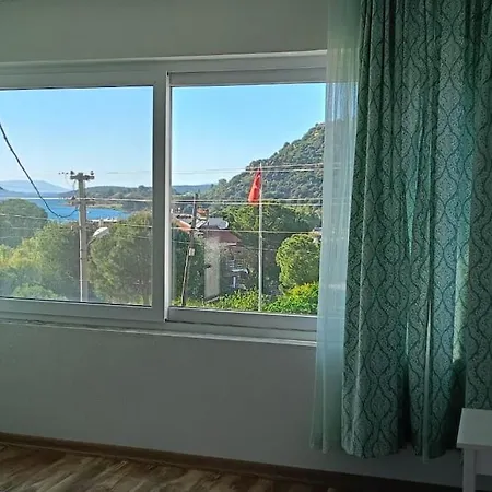 فيلة Ildirda Deniz Manzarali Çeşme